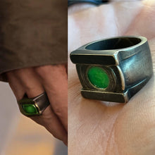 Load image into Gallery viewer, "Lanterns" Ring with Glow center