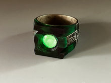 Load image into Gallery viewer, GL Movie Ring w/ glow center