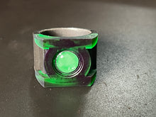 Load image into Gallery viewer, GL Gardner Ring w/ glow center