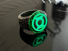 Load image into Gallery viewer, Ring Foundry designed Intaglio Green Lantern Ring