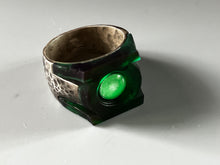 Load image into Gallery viewer, GL Movie Ring w/ glow center
