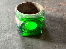 Load image into Gallery viewer, GL Movie Ring v2 w/ glow center

