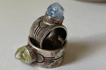 Load image into Gallery viewer, Quartz Glowing Kyber Crystal Ring / Lightsaber Ring/ Jedi Ring
